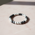Duality Bracelet – White Howlite & Black Onyx